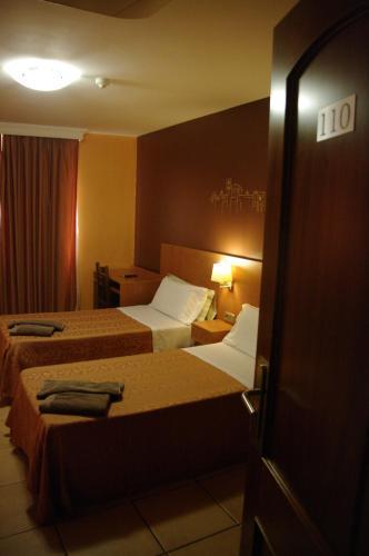 Hotel Solsona Centre Exterior photo